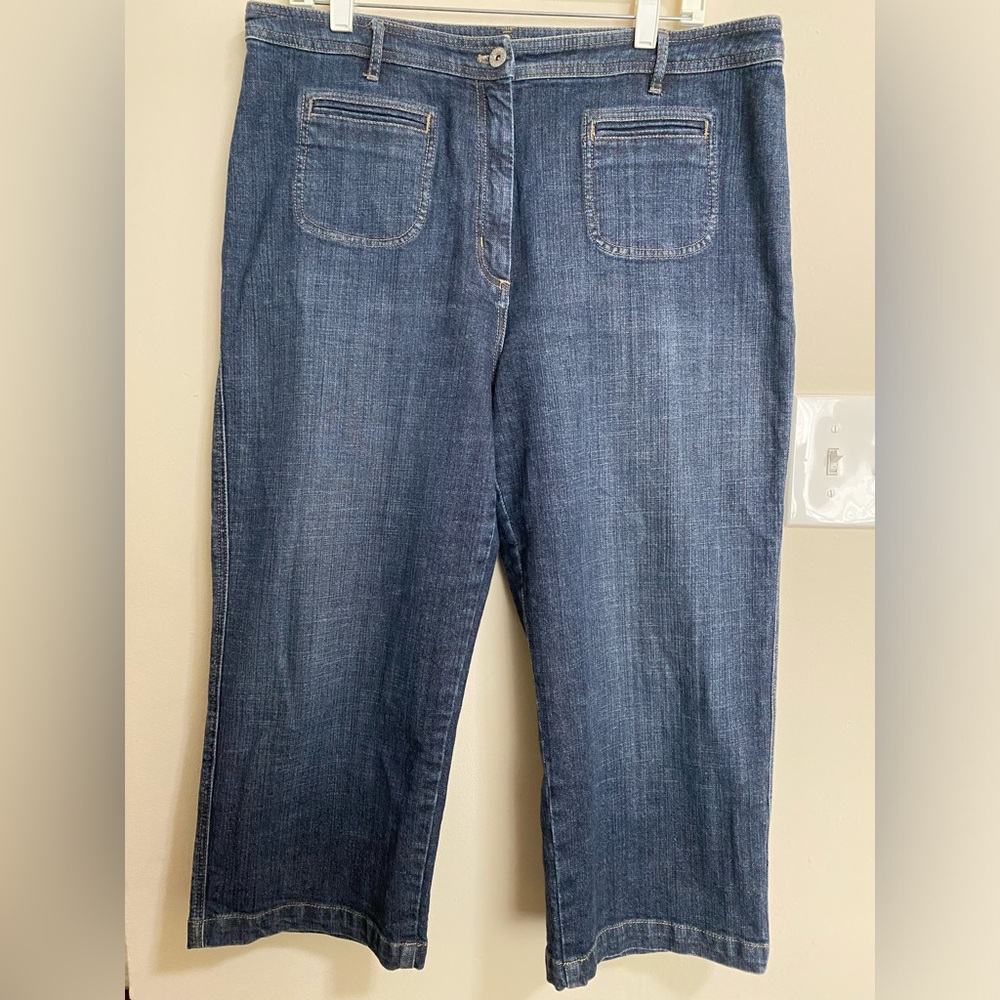 Chicos Platinum Denim Jean Capris Size 3 (36in Waist) Slit Pockets Dark Blue